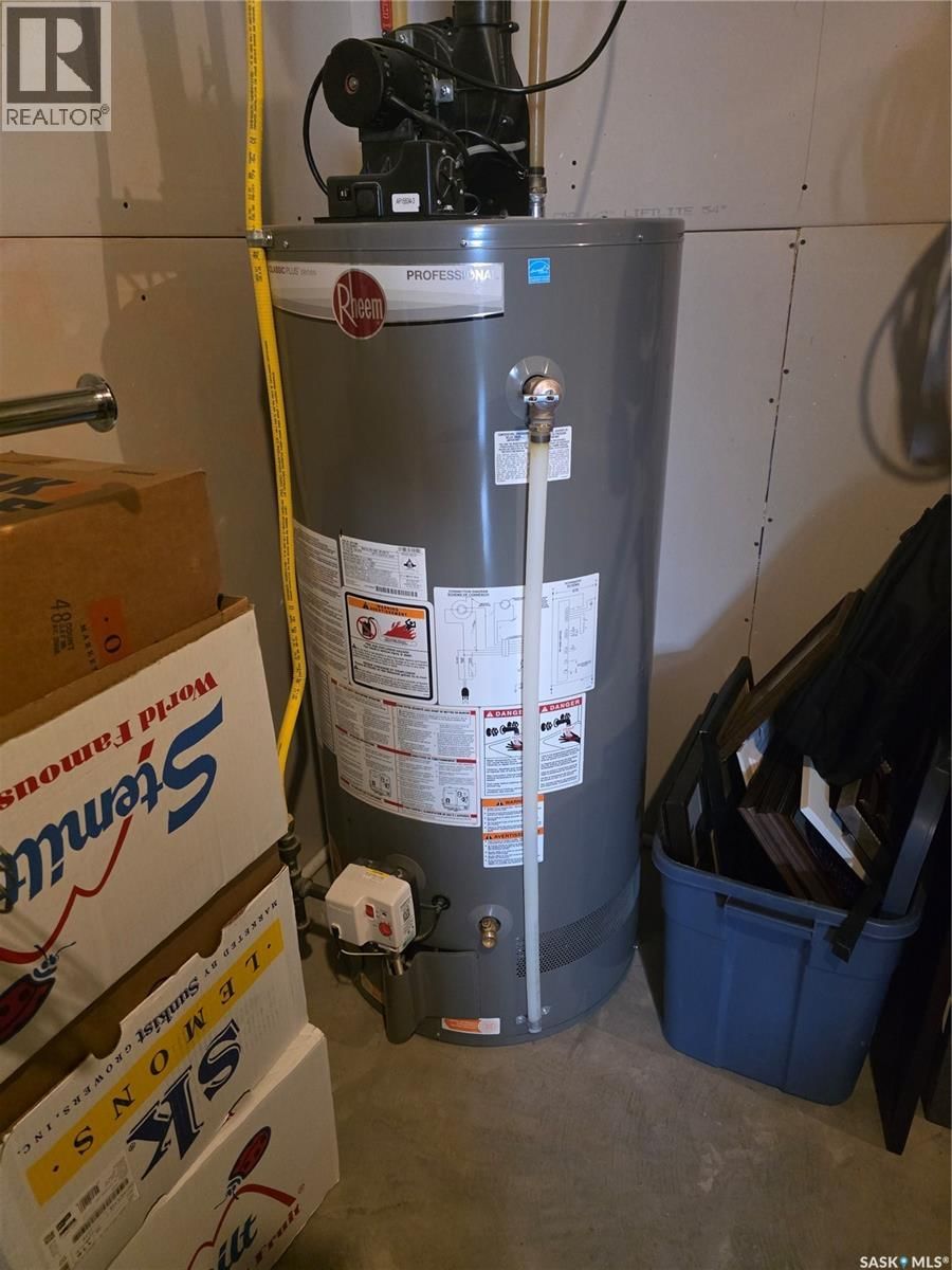 601 SELKIRK STREET Image 23