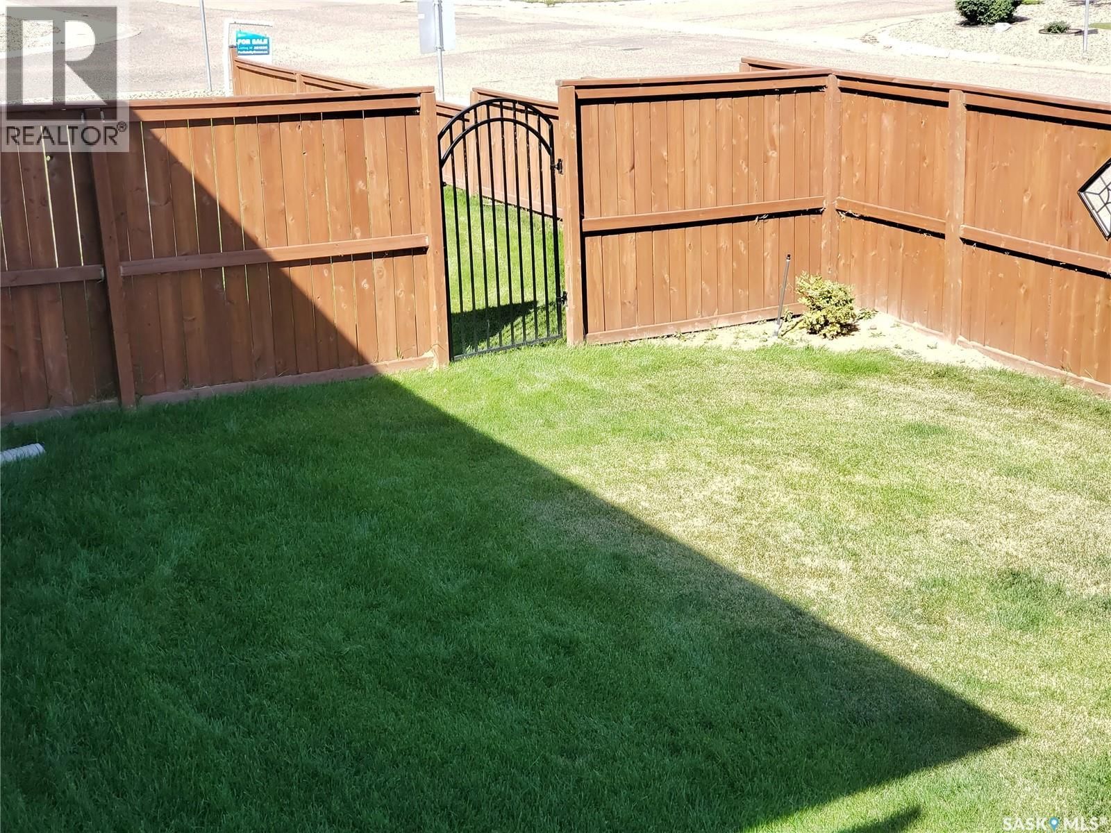 601 SELKIRK STREET Image 34