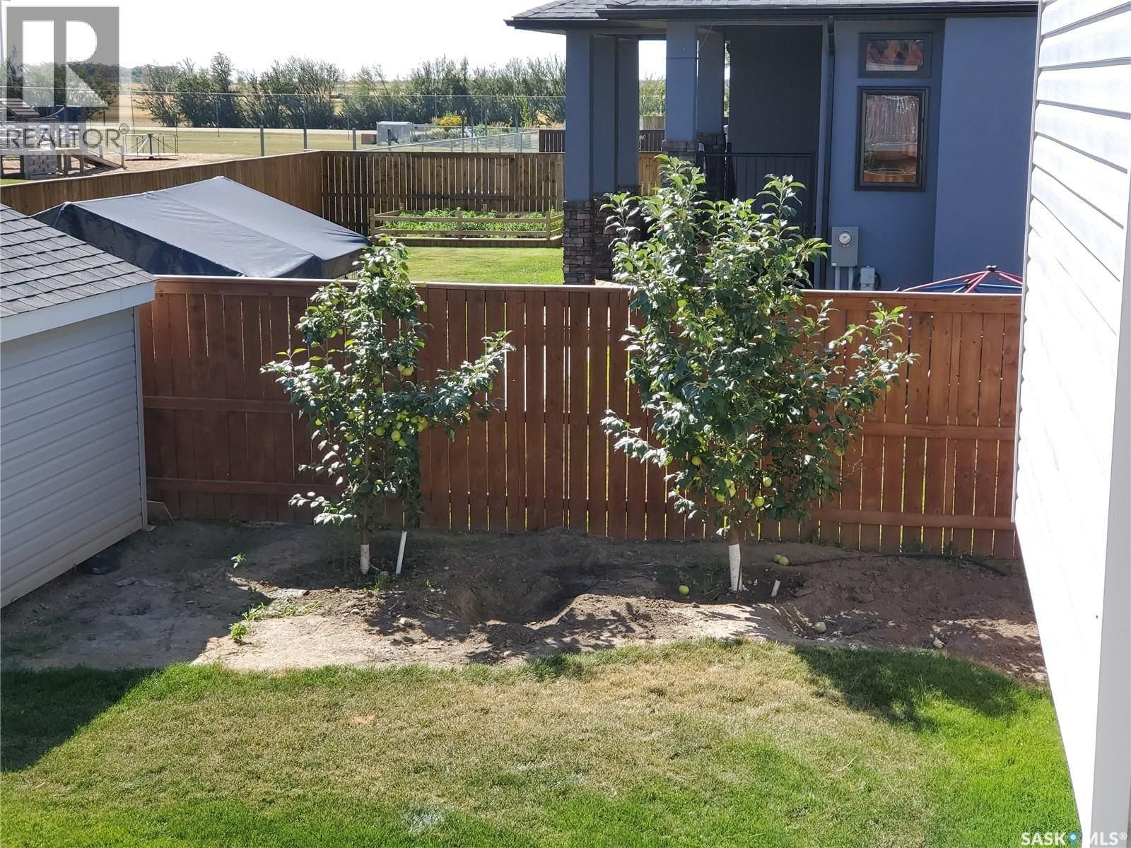 601 SELKIRK STREET Image 35