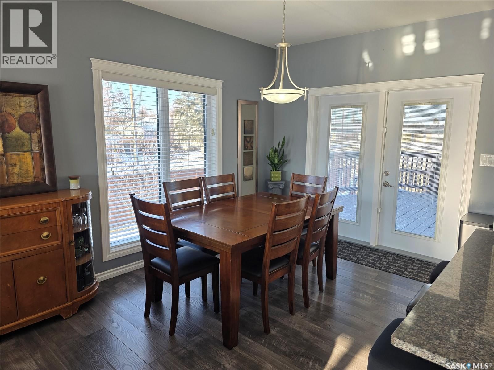 601 SELKIRK STREET Image 6