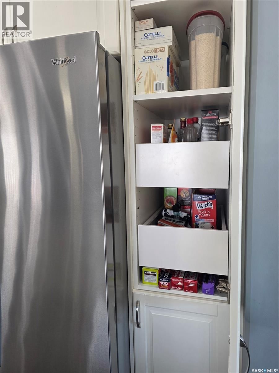 601 SELKIRK STREET Image 9