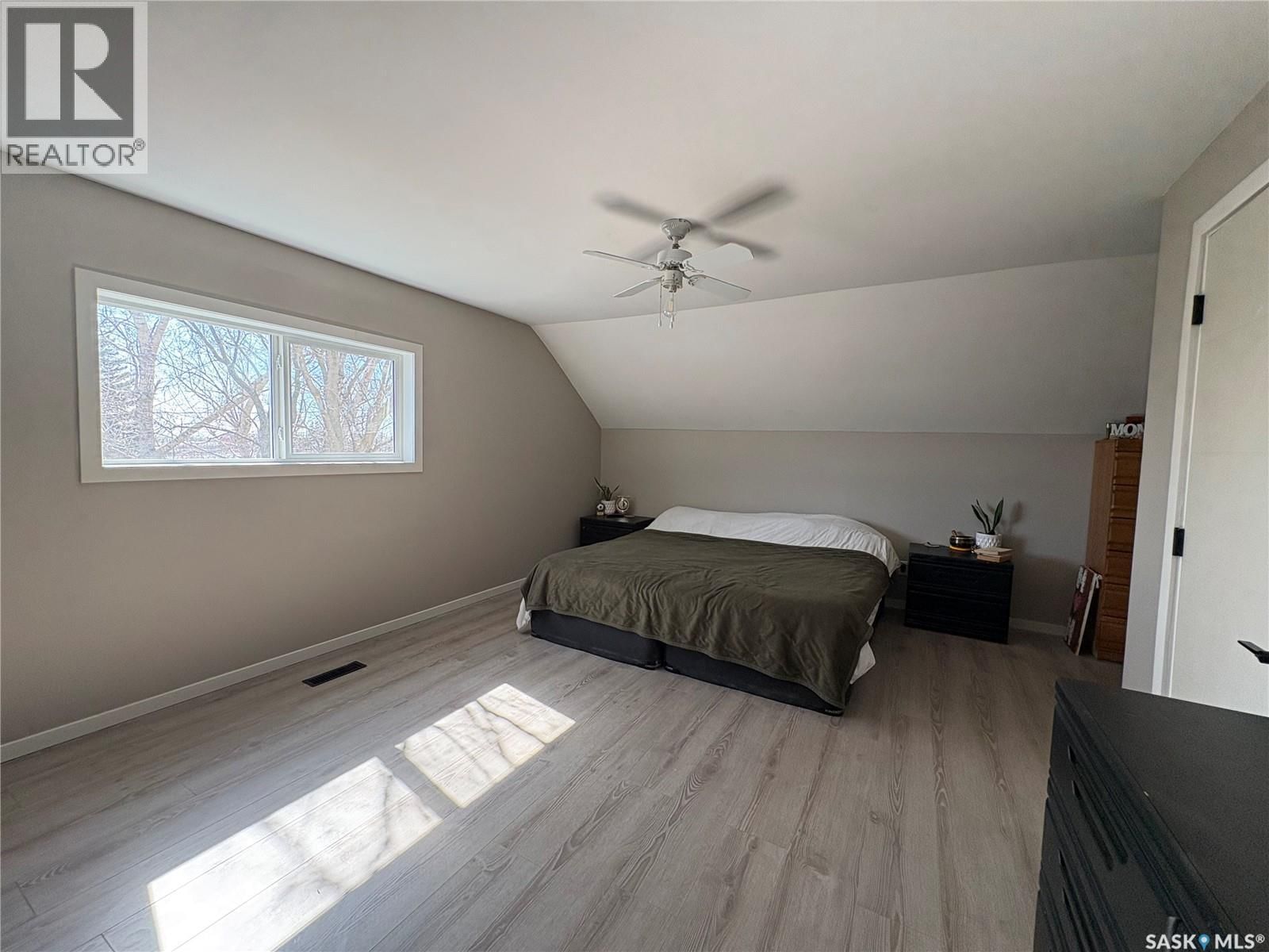 112 1ST AVENUE Image 44