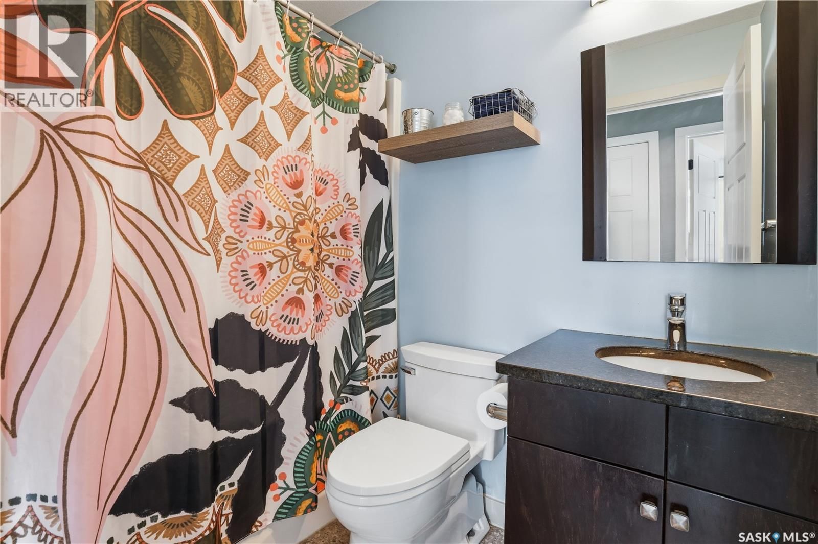 1532 MAPLE HILL CRESCENT Image 25