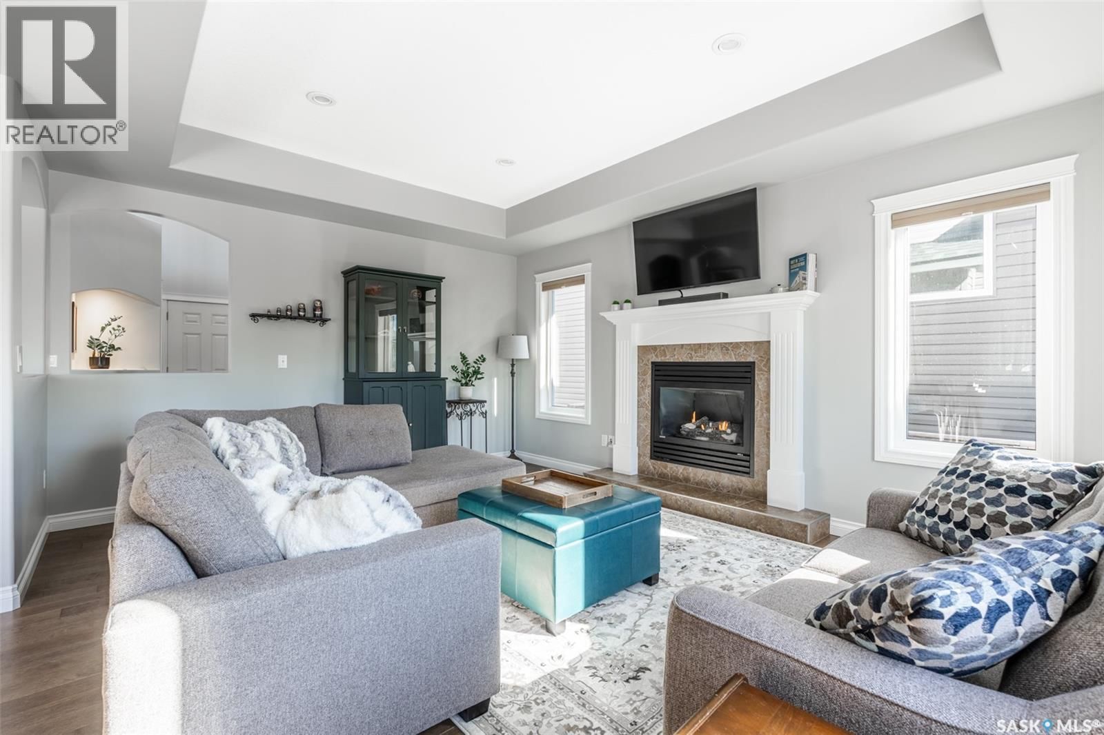 562 EVERGREEN BOULEVARD Image 12