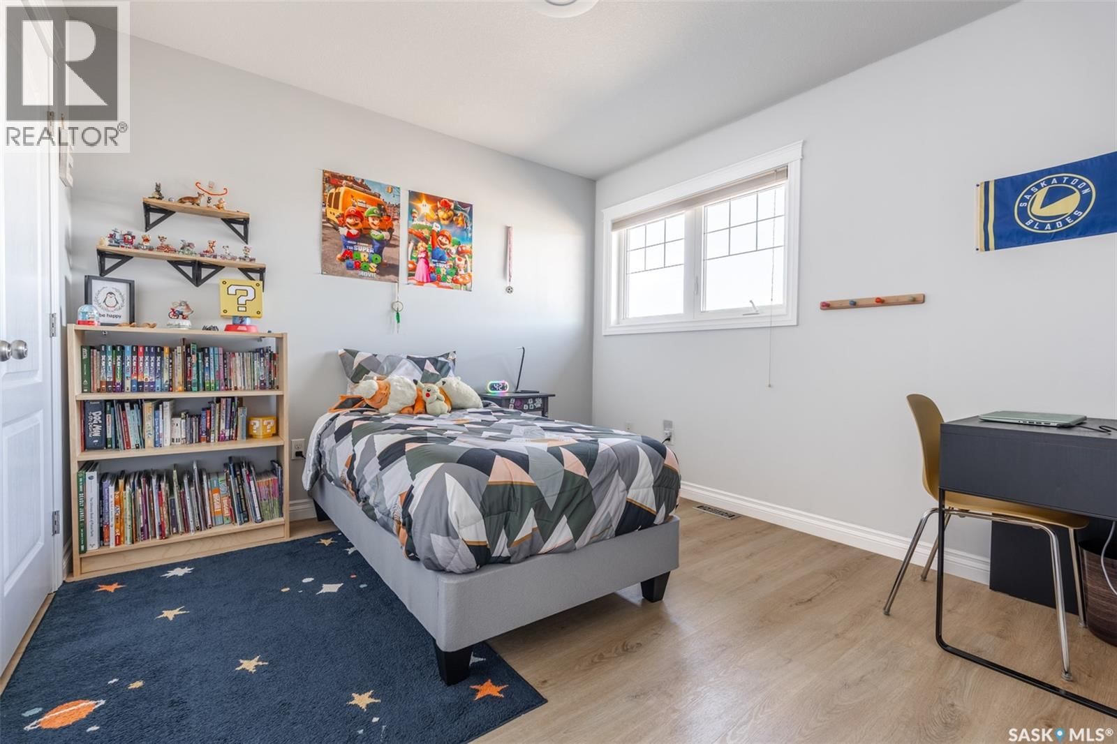 562 EVERGREEN BOULEVARD Image 27