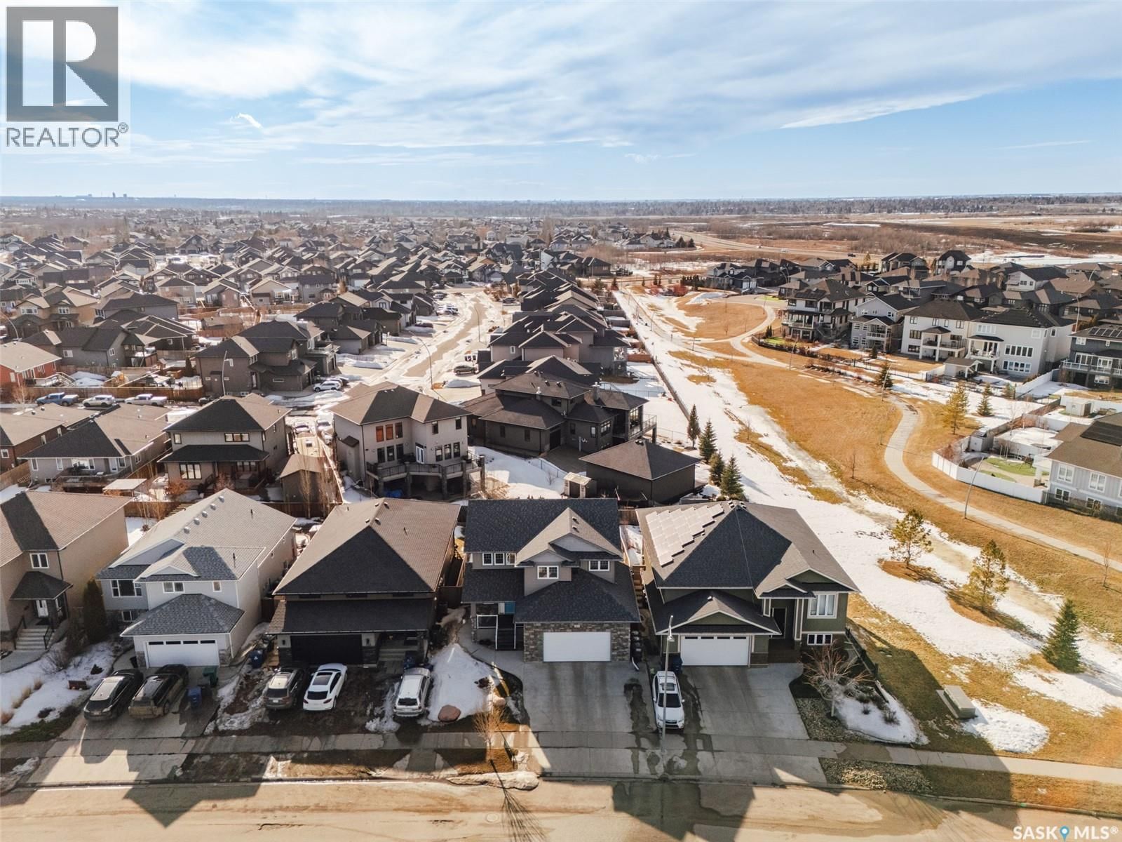 562 EVERGREEN BOULEVARD Image 40