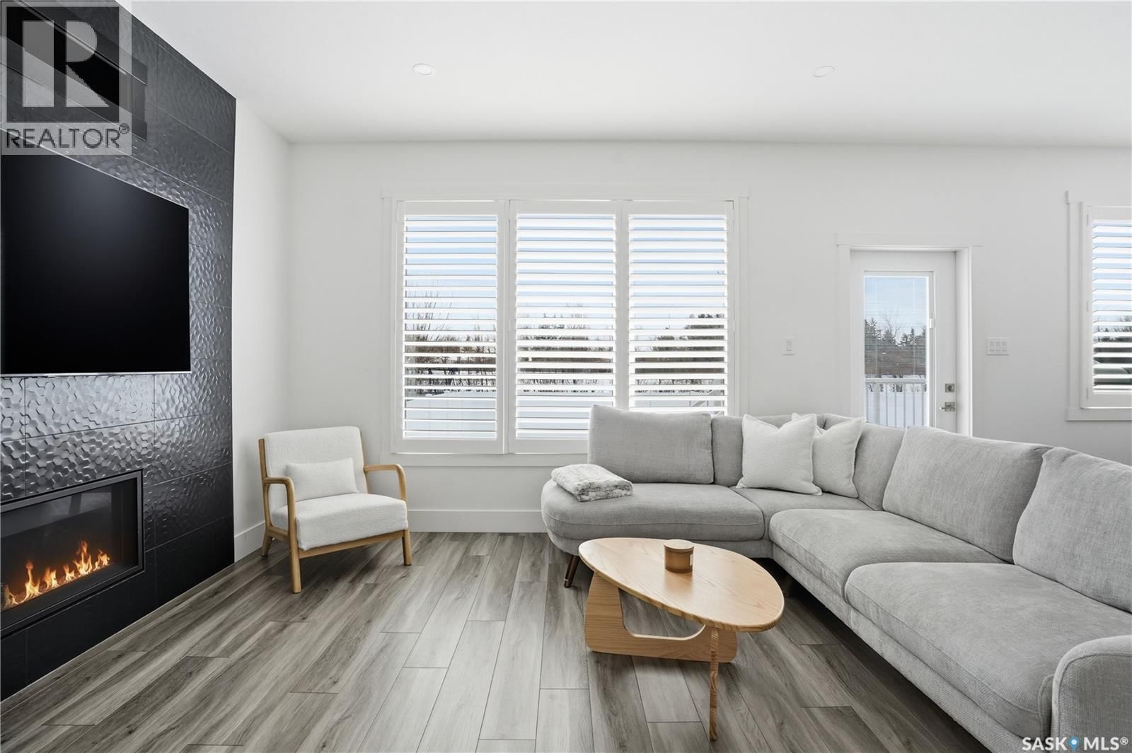 1037 MAPLEWOOD DRIVE Image 16