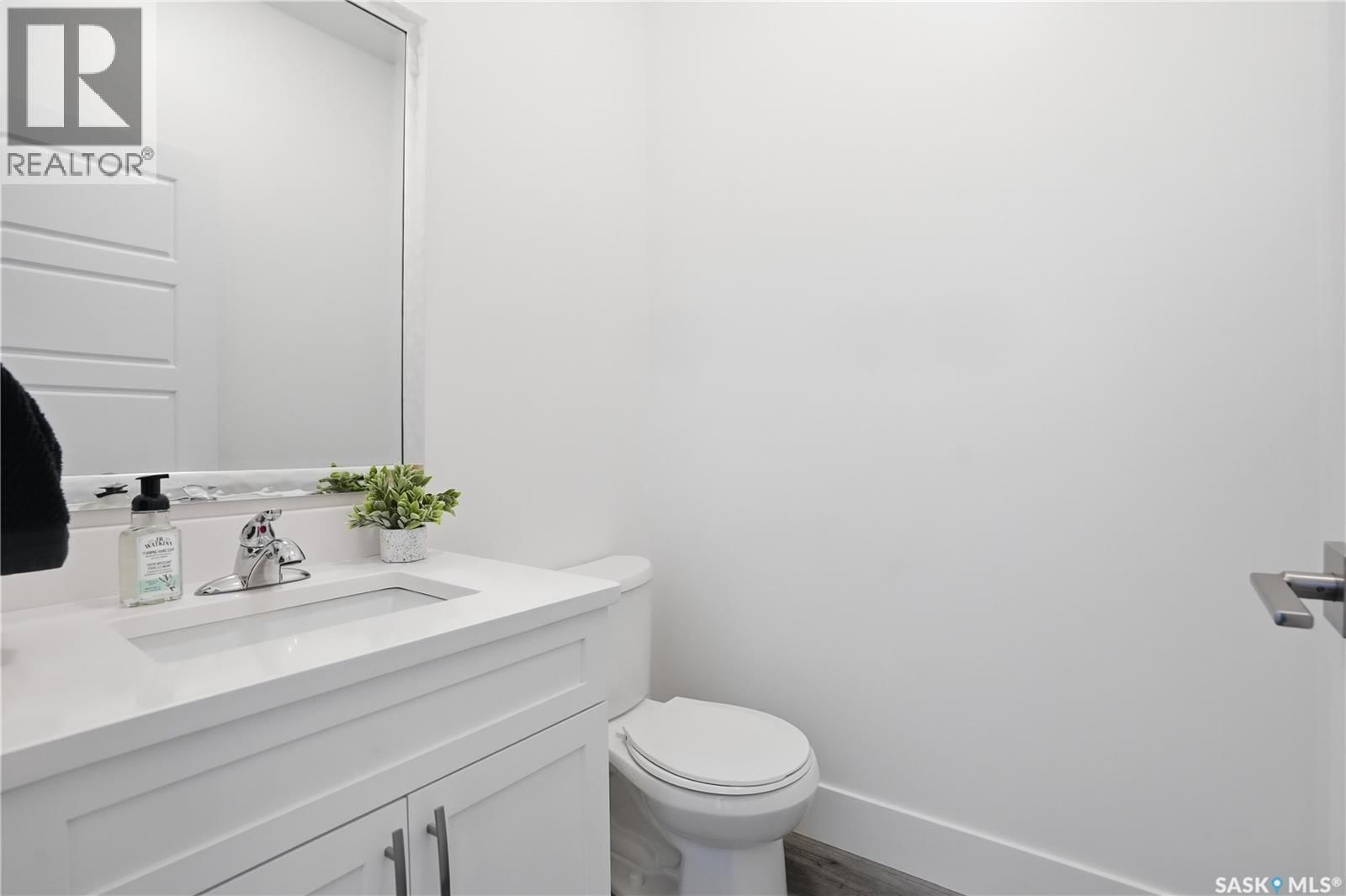 1037 MAPLEWOOD DRIVE Image 18