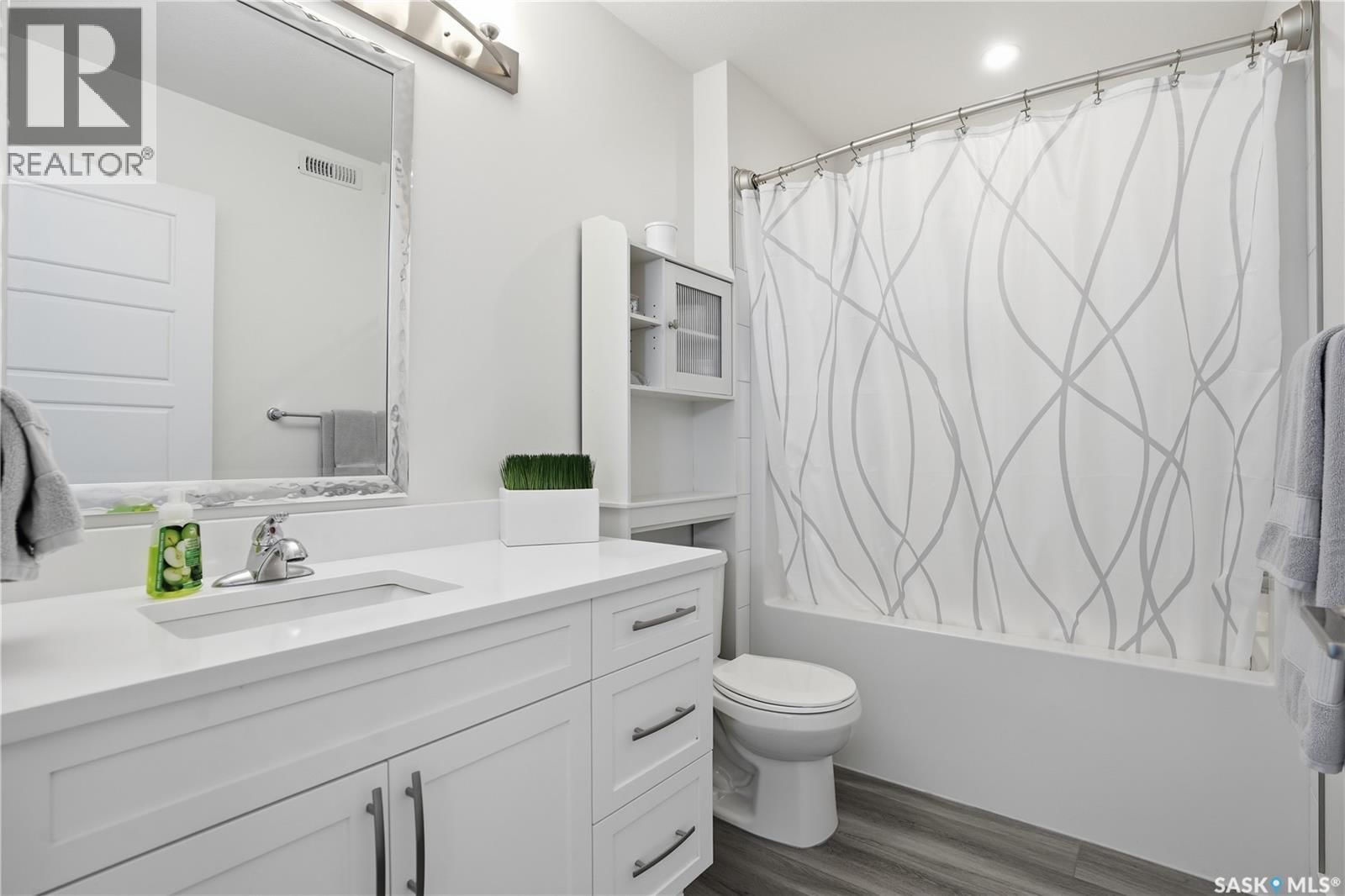 1037 MAPLEWOOD DRIVE Image 23