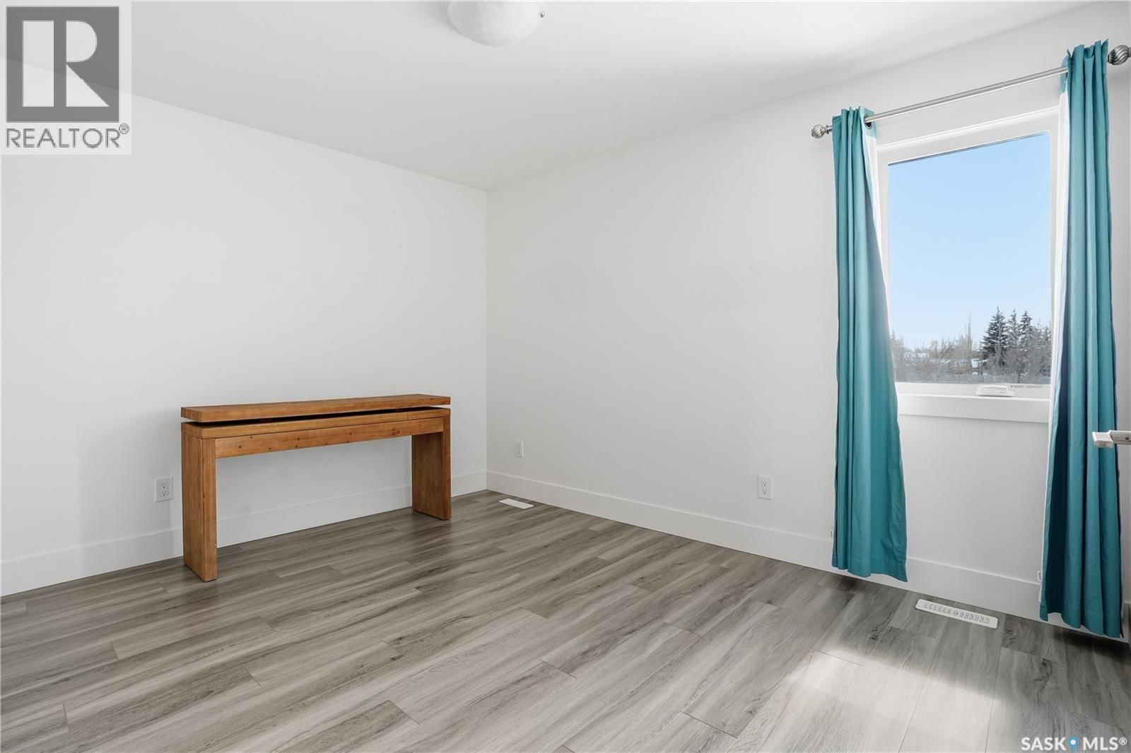 1037 MAPLEWOOD DRIVE Image 29