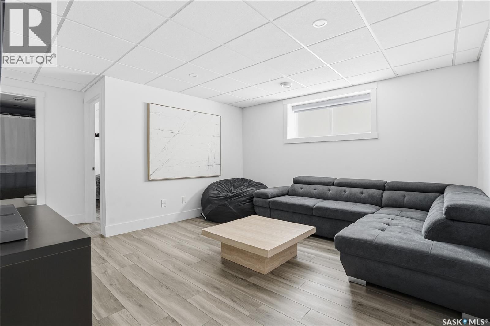 1037 MAPLEWOOD DRIVE Image 33