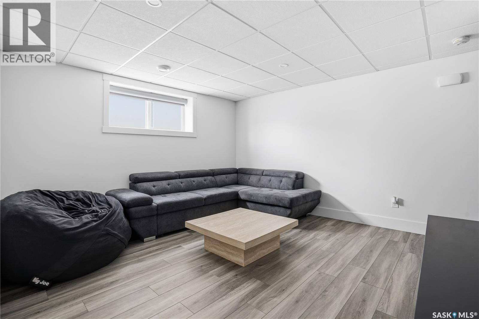 1037 MAPLEWOOD DRIVE Image 34