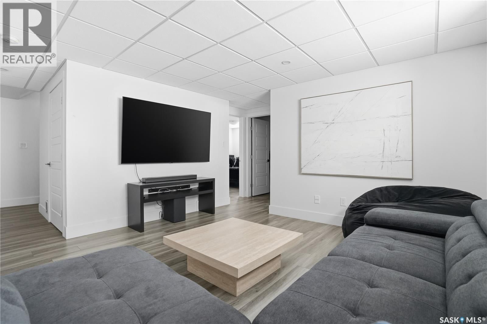 1037 MAPLEWOOD DRIVE Image 35