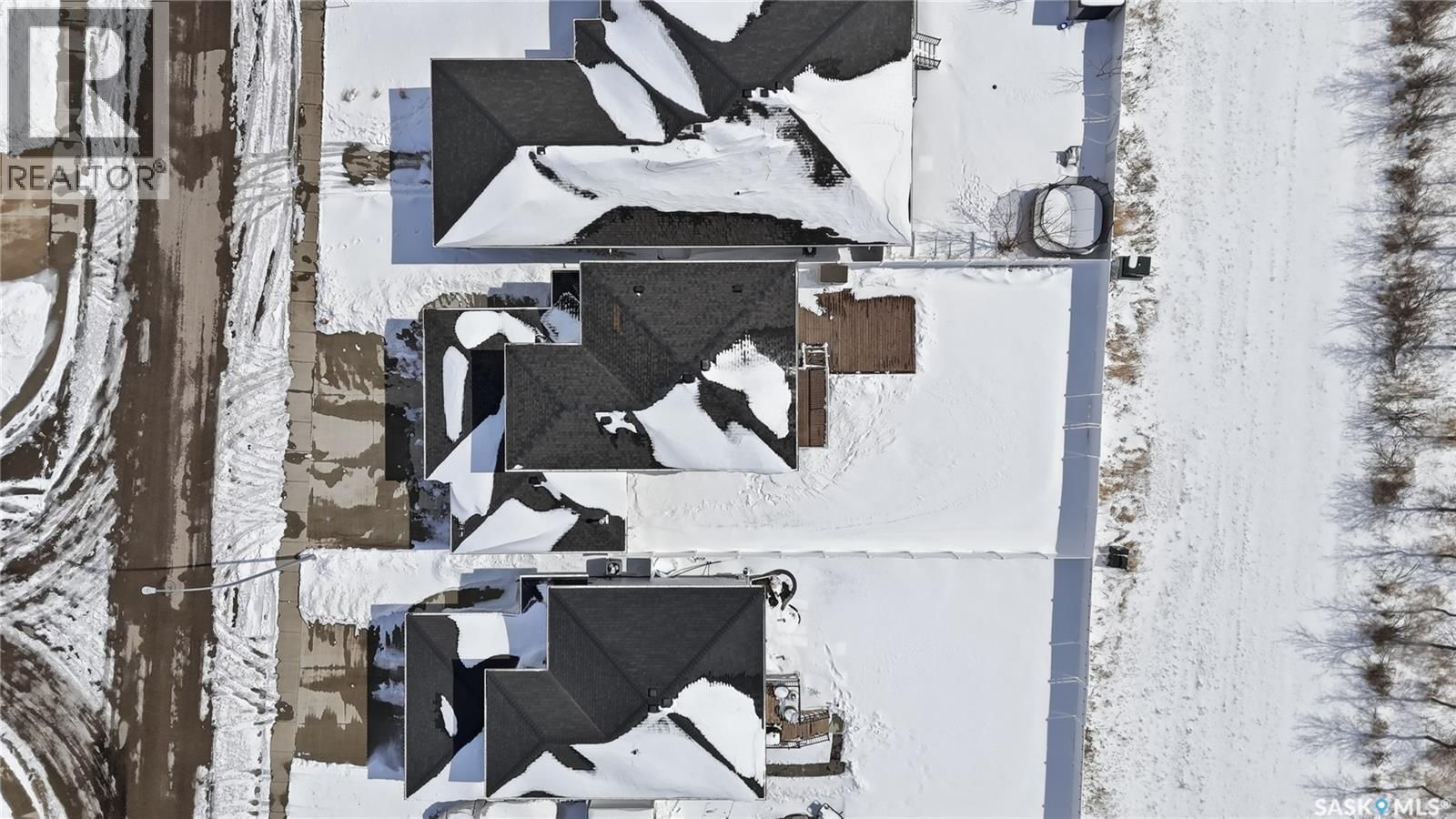 1037 MAPLEWOOD DRIVE Image 55