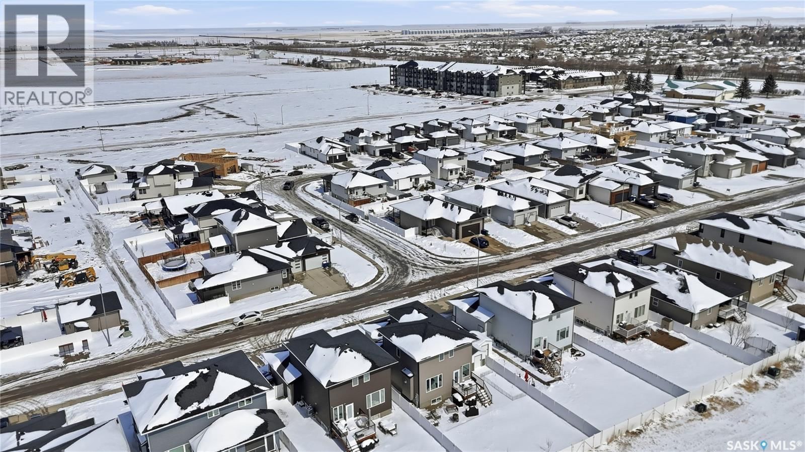 1037 MAPLEWOOD DRIVE Image 61