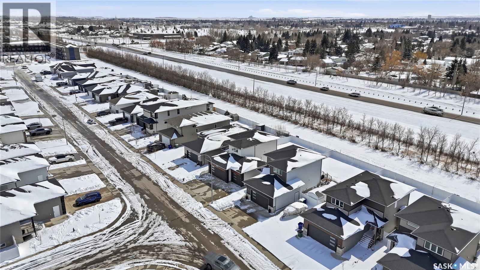 1037 MAPLEWOOD DRIVE Image 63