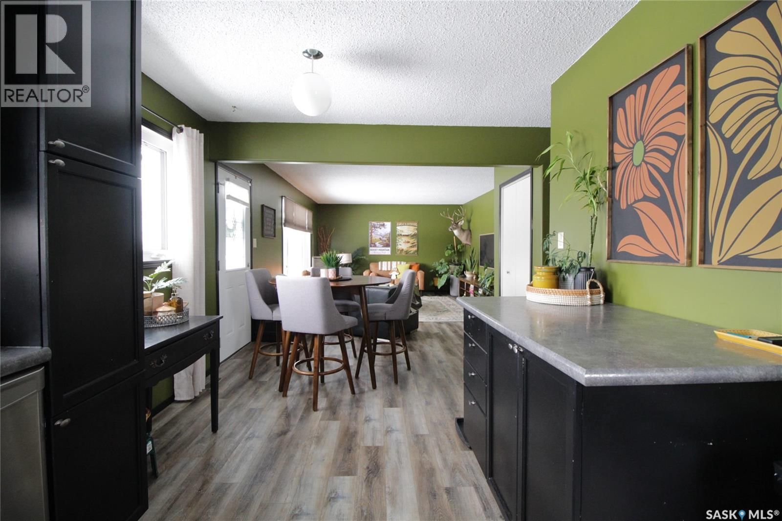 1110 ROBIN AVENUE Image 2