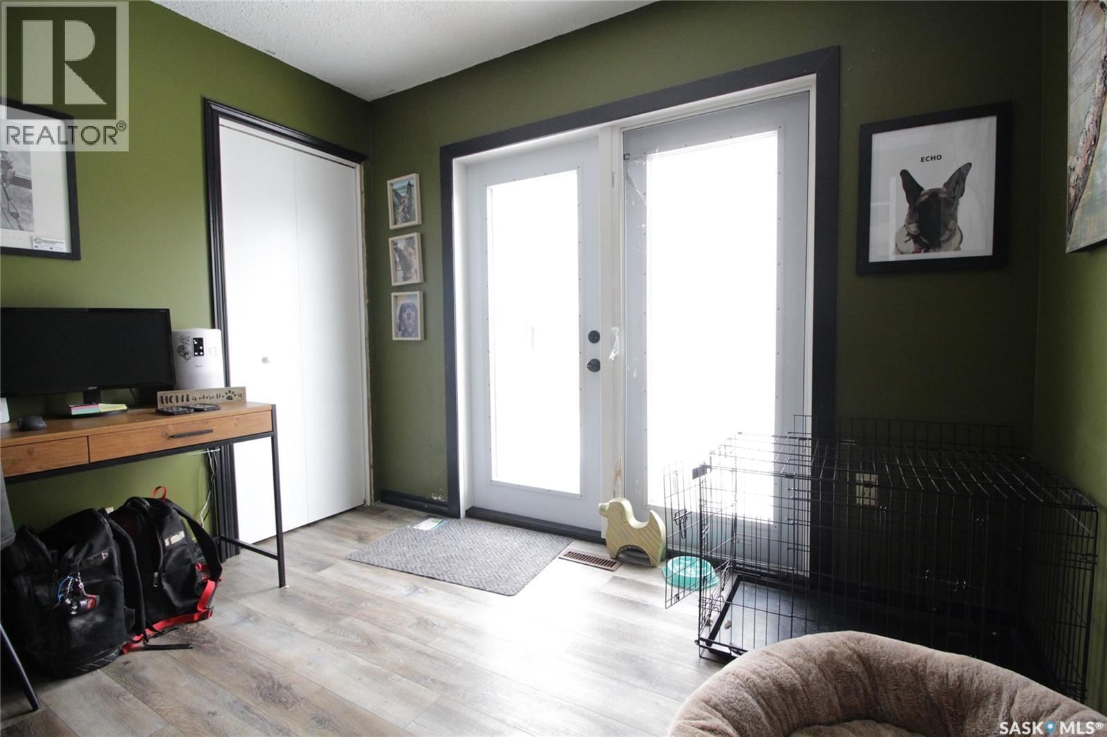 1110 ROBIN AVENUE Image 9