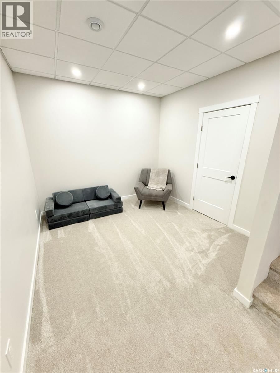 150 DELAET DRIVE Image 36