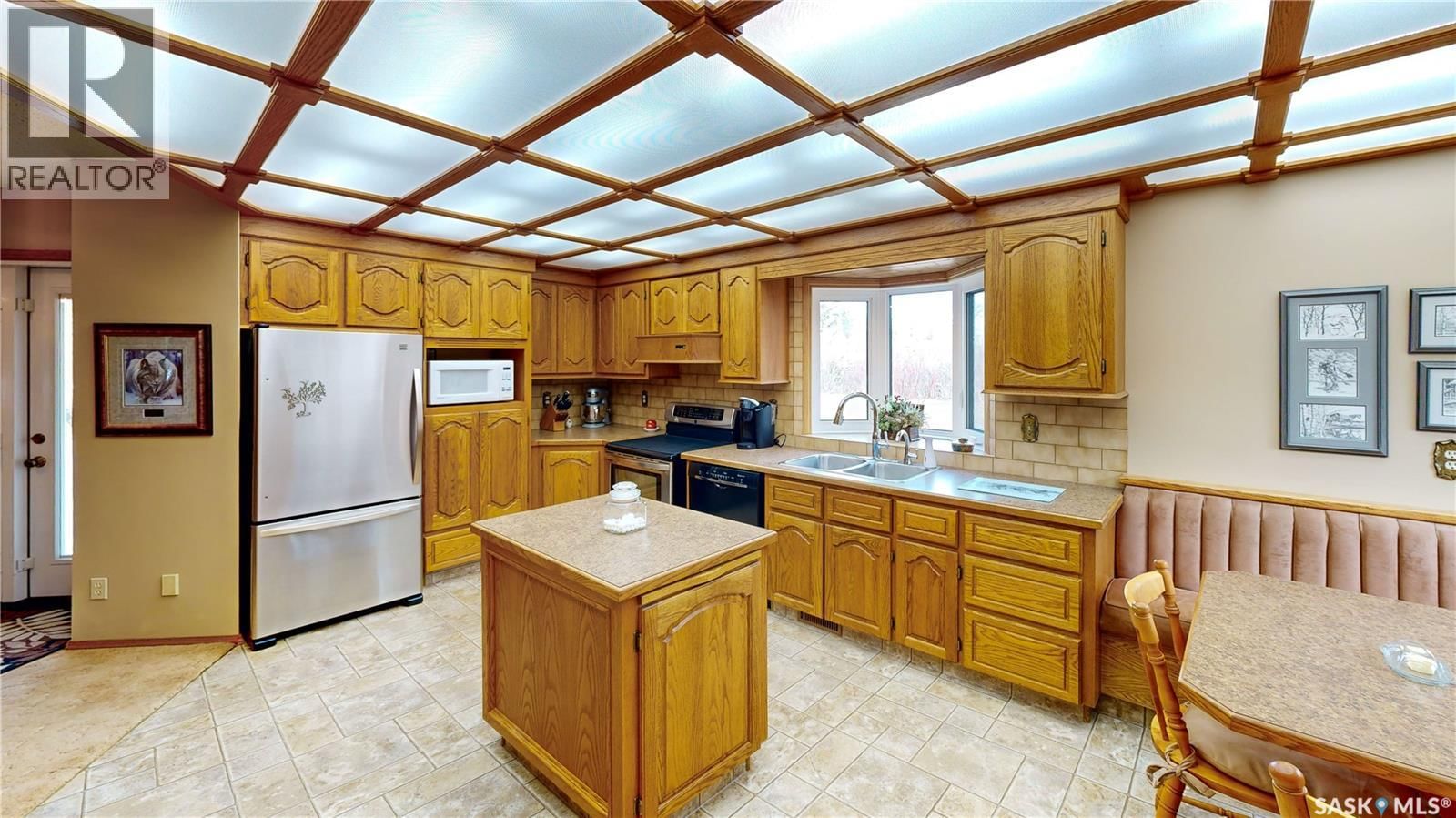 12 PEARL CRESCENT Image 15