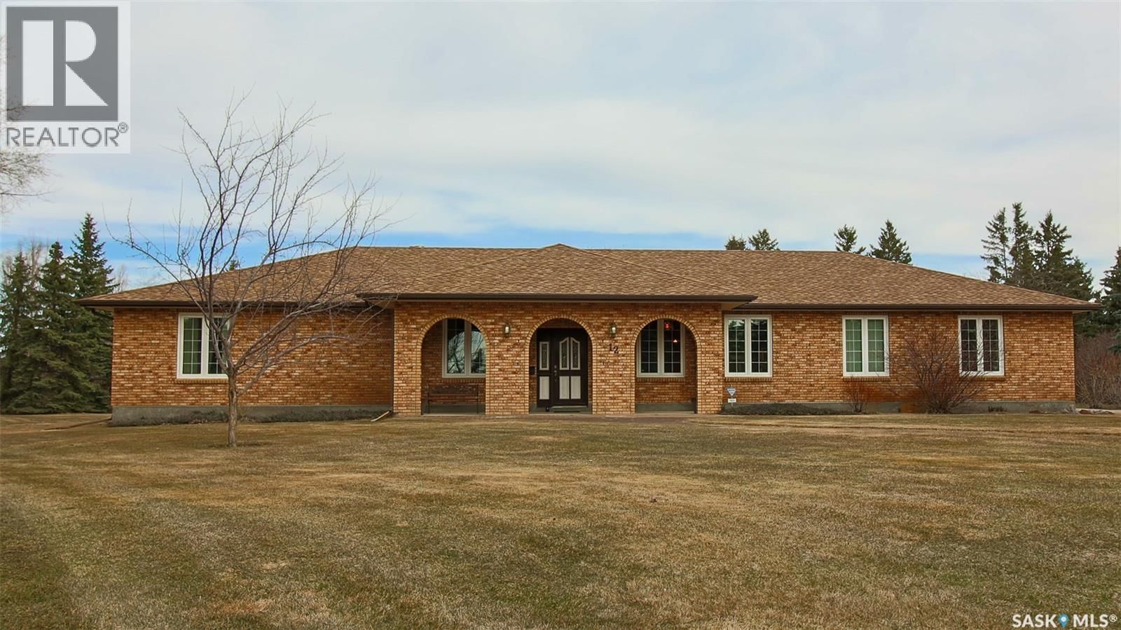 12 PEARL CRESCENT Image 2