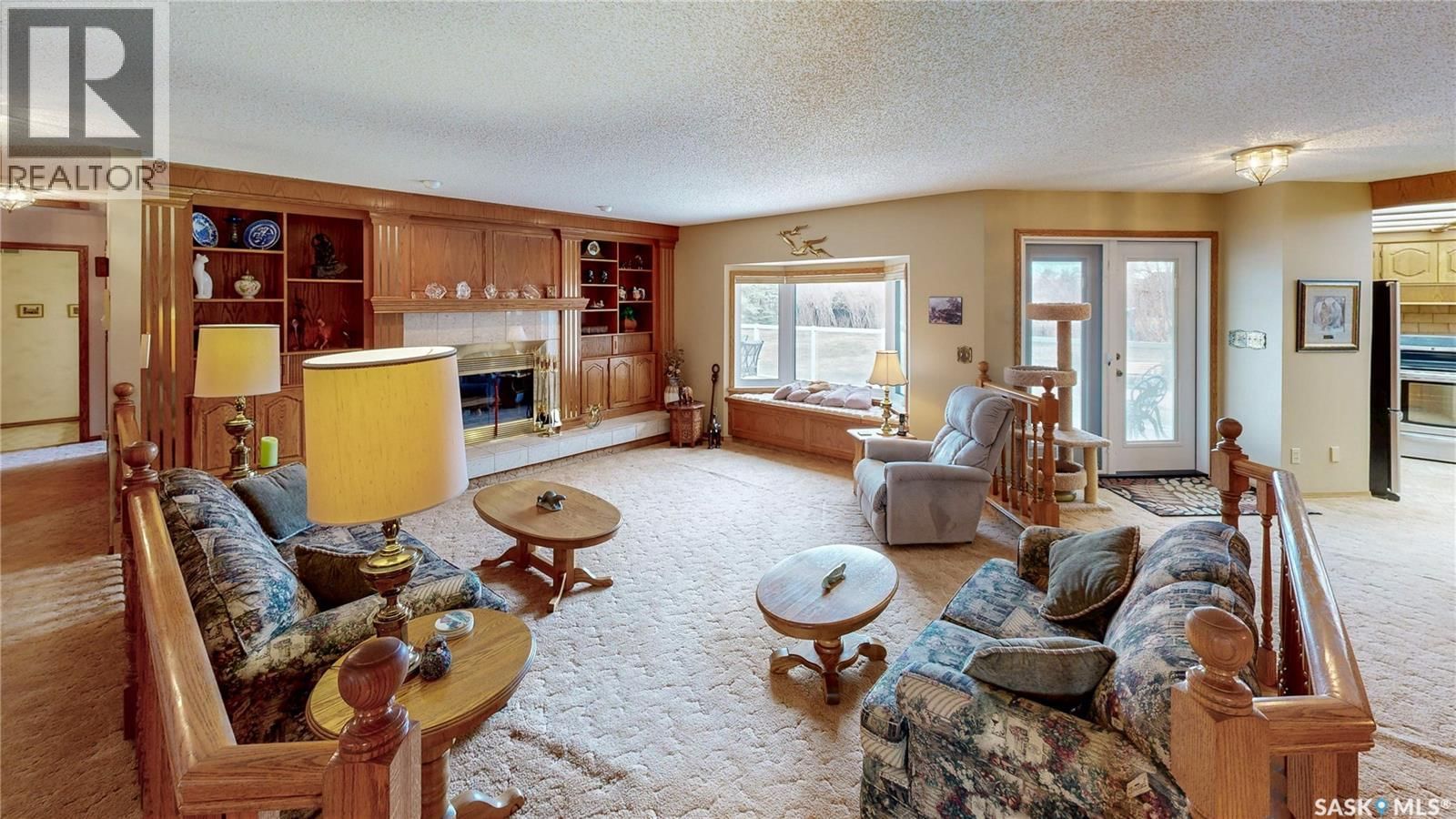 12 PEARL CRESCENT Image 4