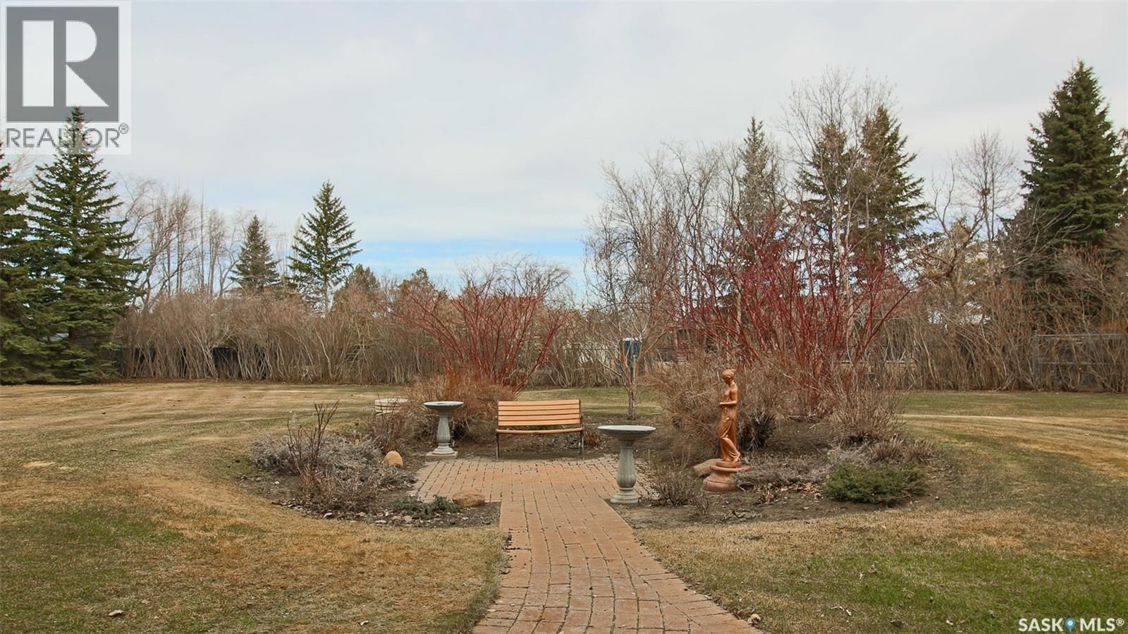 12 PEARL CRESCENT Image 49