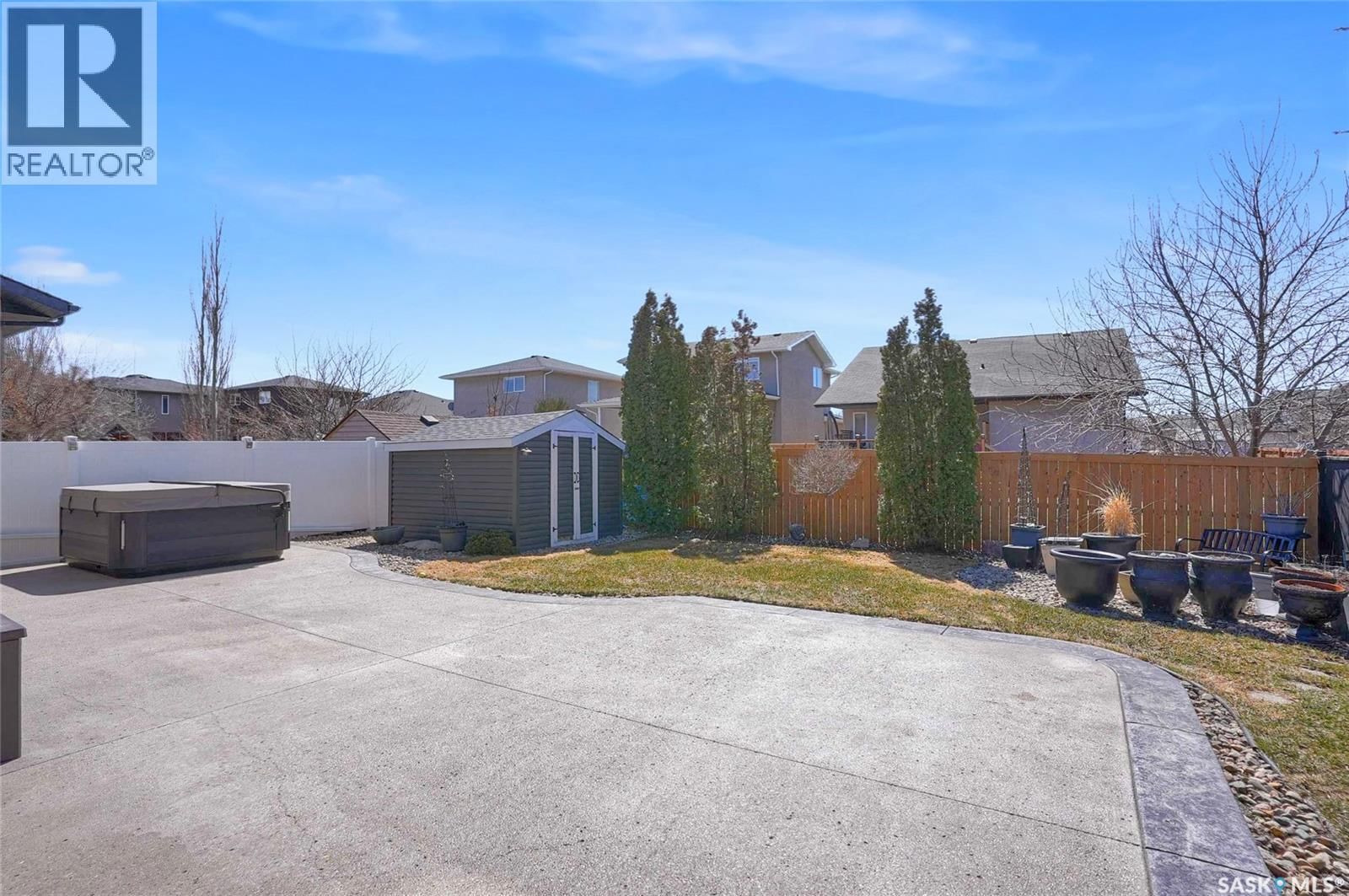 4839 MAZINKE CRESCENT Image 52