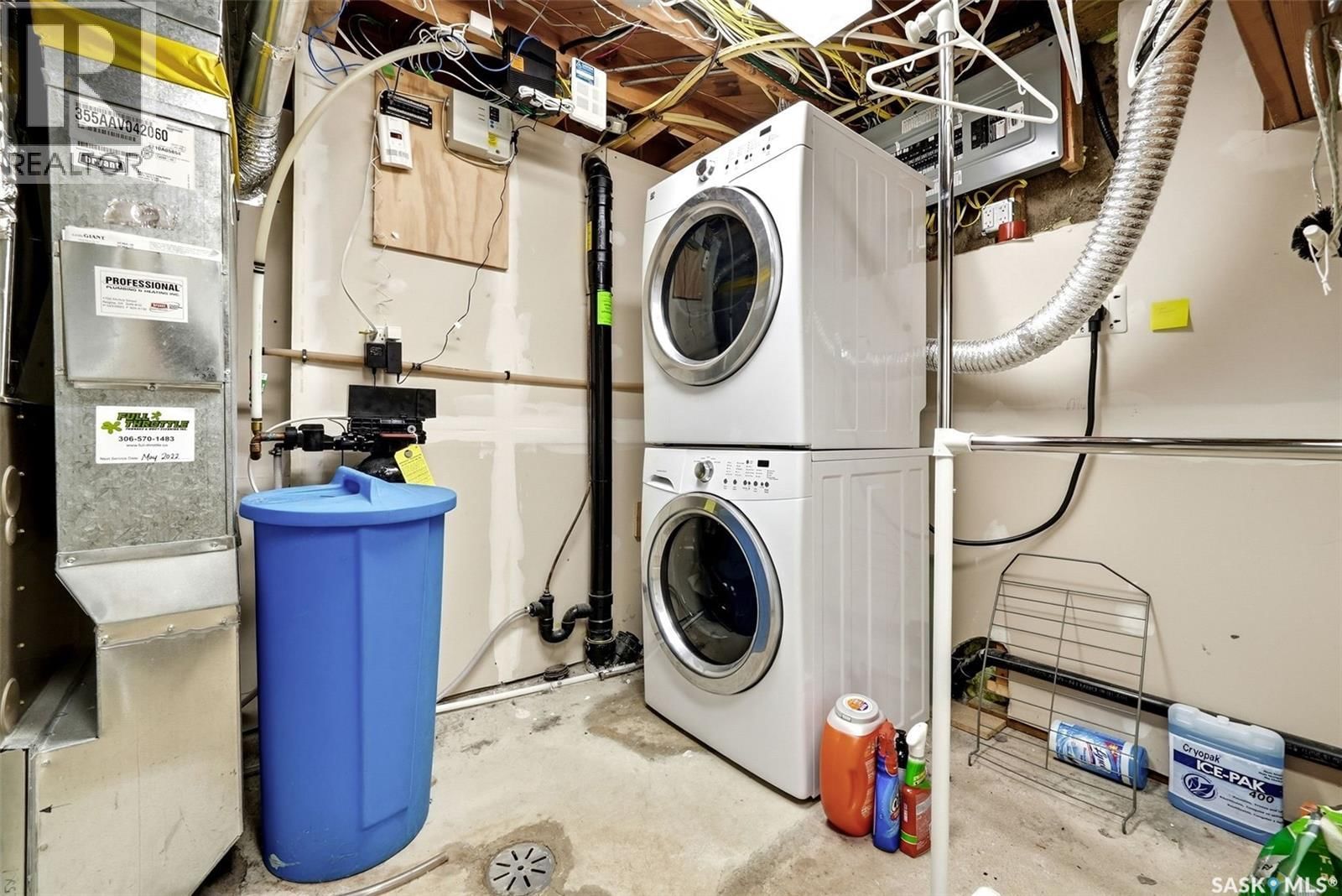 3013 GRANT ROAD Image 41