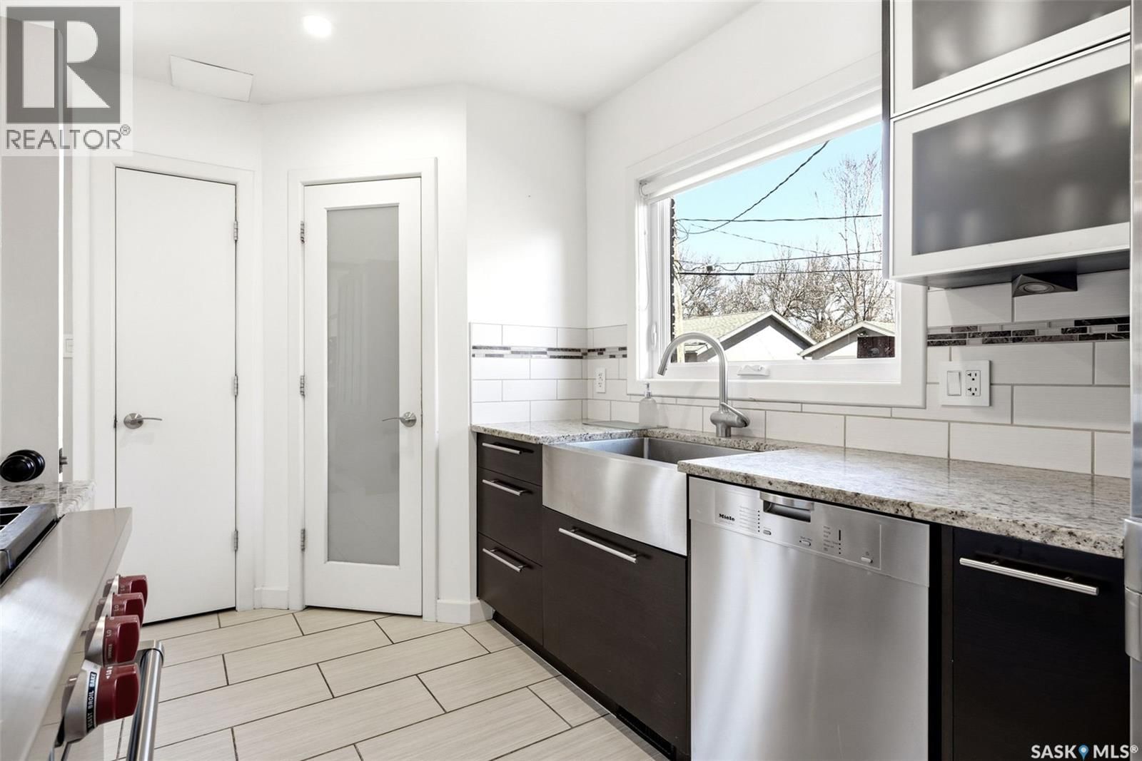 2640 19TH AVENUE Image 19