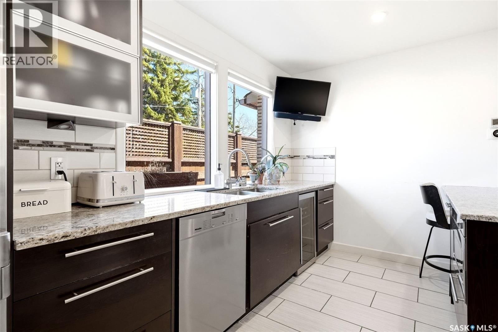 2640 19TH AVENUE Image 20