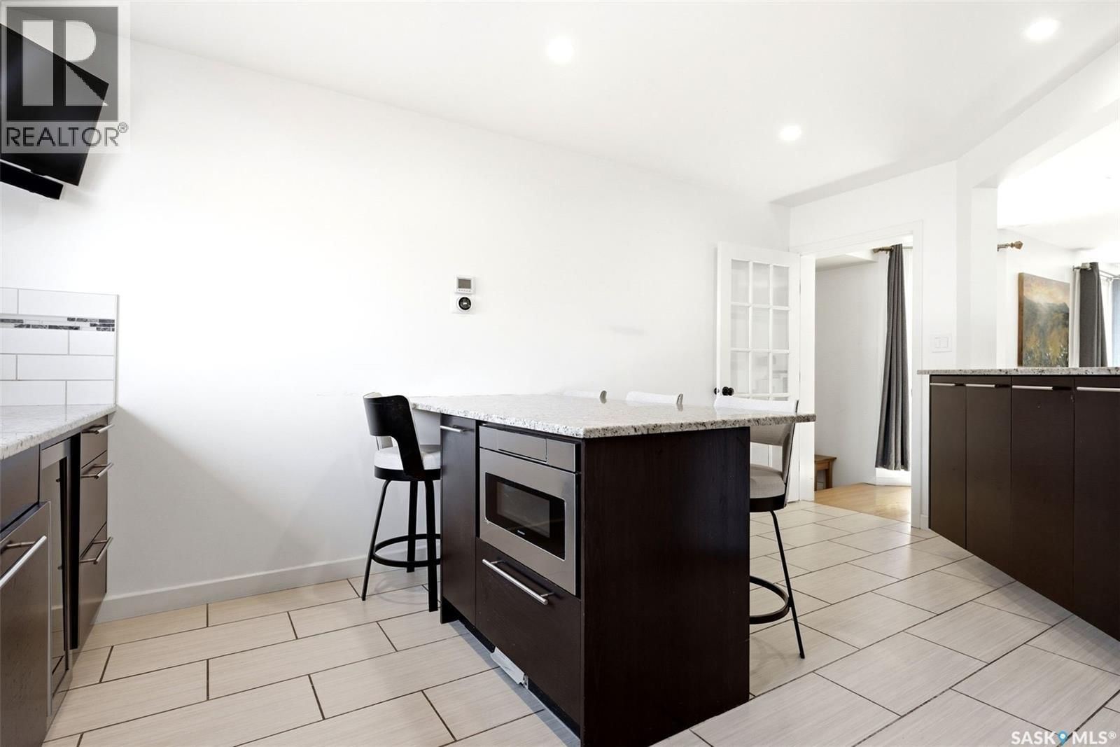 2640 19TH AVENUE Image 21