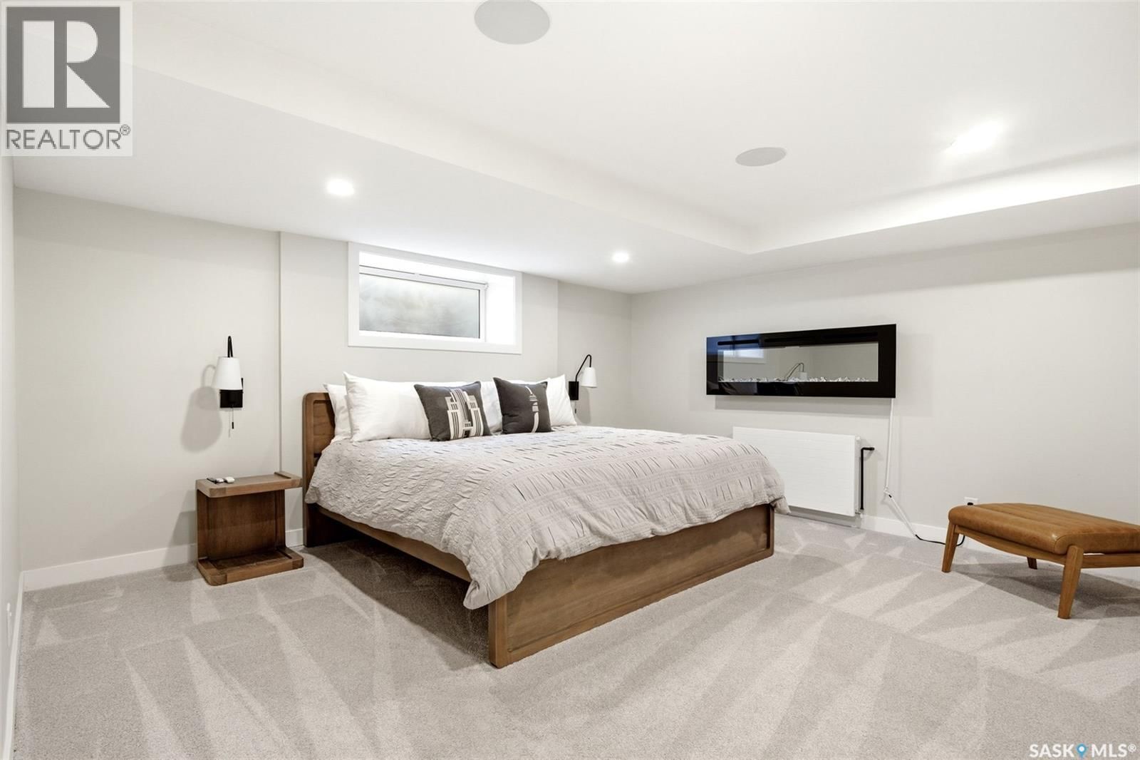 2640 19TH AVENUE Image 44