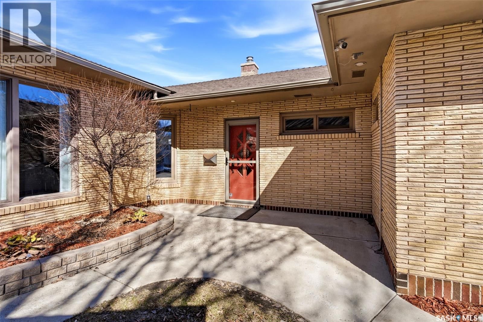 2640 19TH AVENUE Image 6