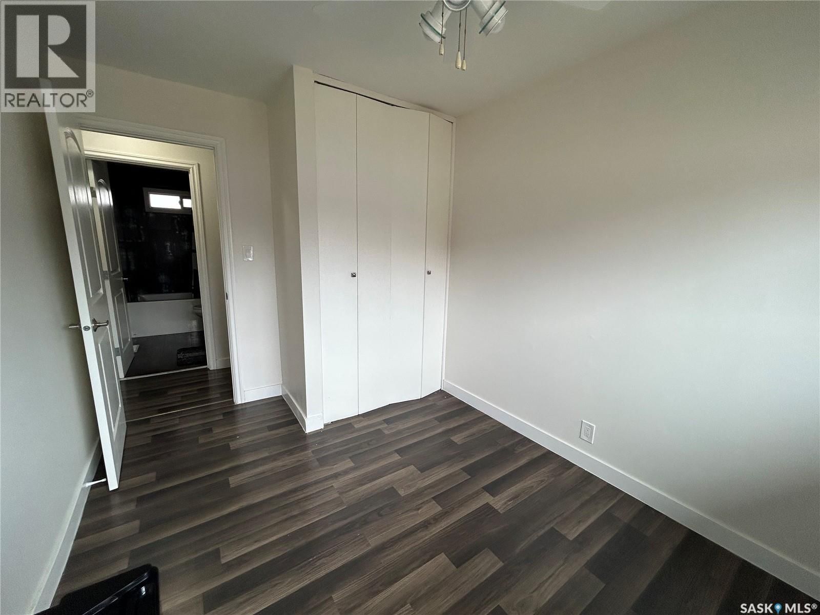 2616 CLARENCE AVENUE Image 10