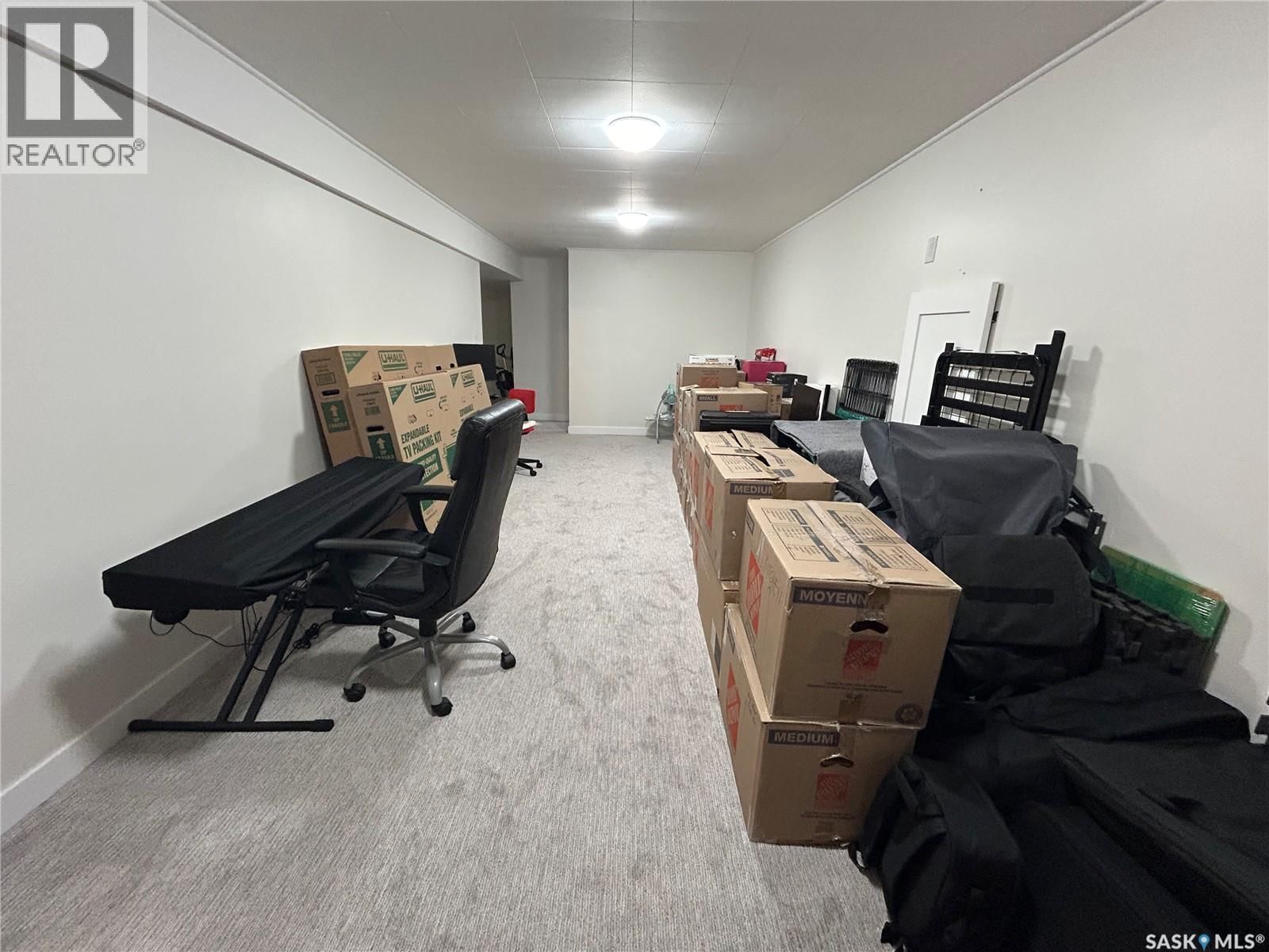 2616 CLARENCE AVENUE Image 14