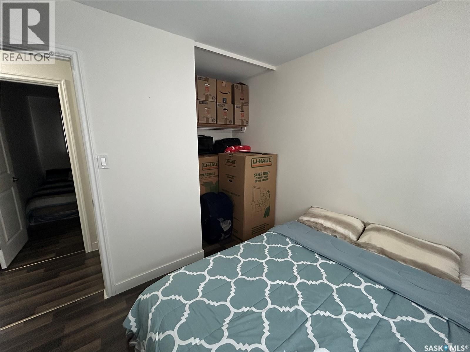 2616 CLARENCE AVENUE Image 6