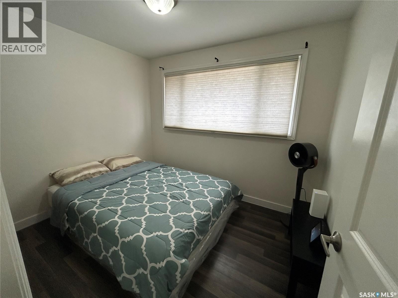 2616 CLARENCE AVENUE Image 7