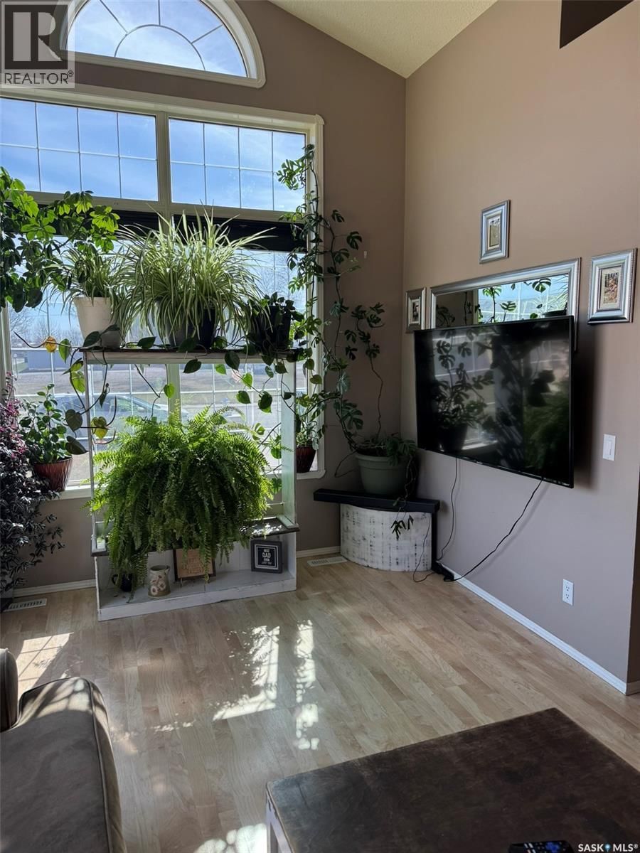 1160 TAISEY CRESCENT Image 15