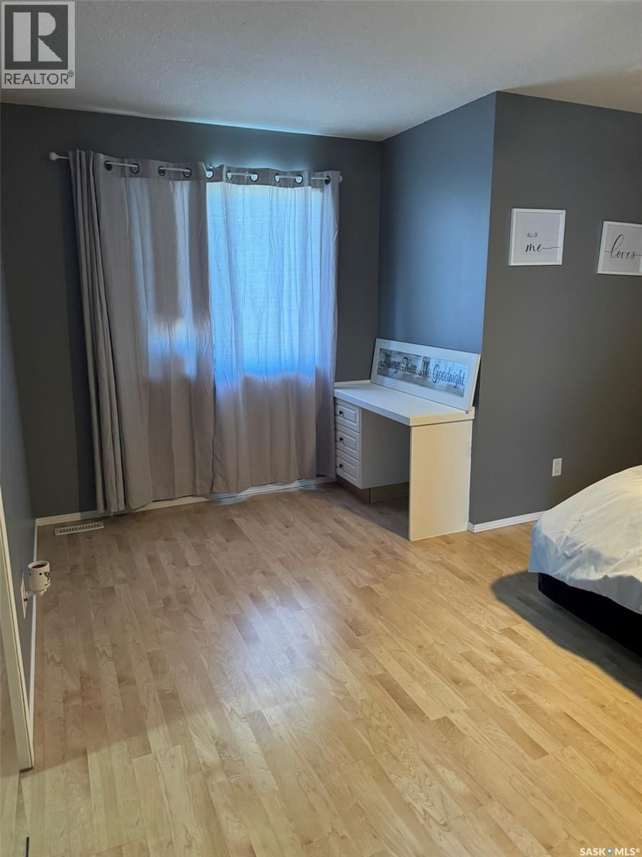 1160 TAISEY CRESCENT Image 19