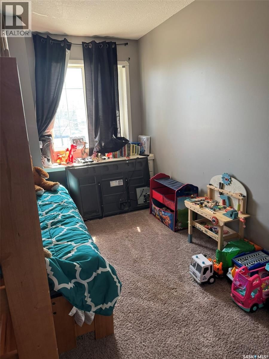 1160 TAISEY CRESCENT Image 28