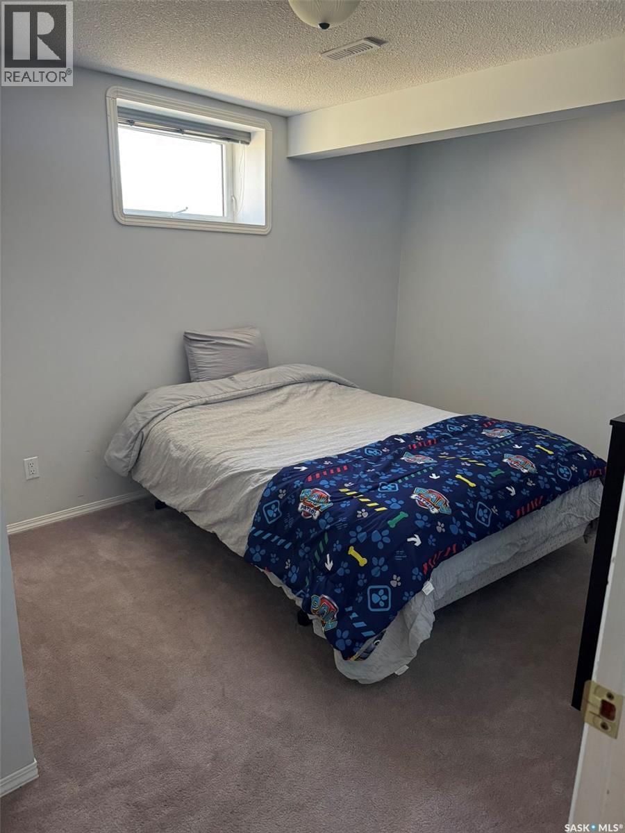 1160 TAISEY CRESCENT Image 36