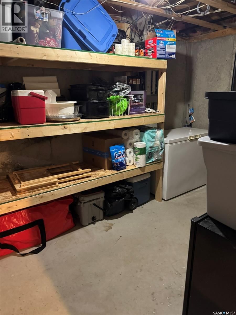 1160 TAISEY CRESCENT Image 44