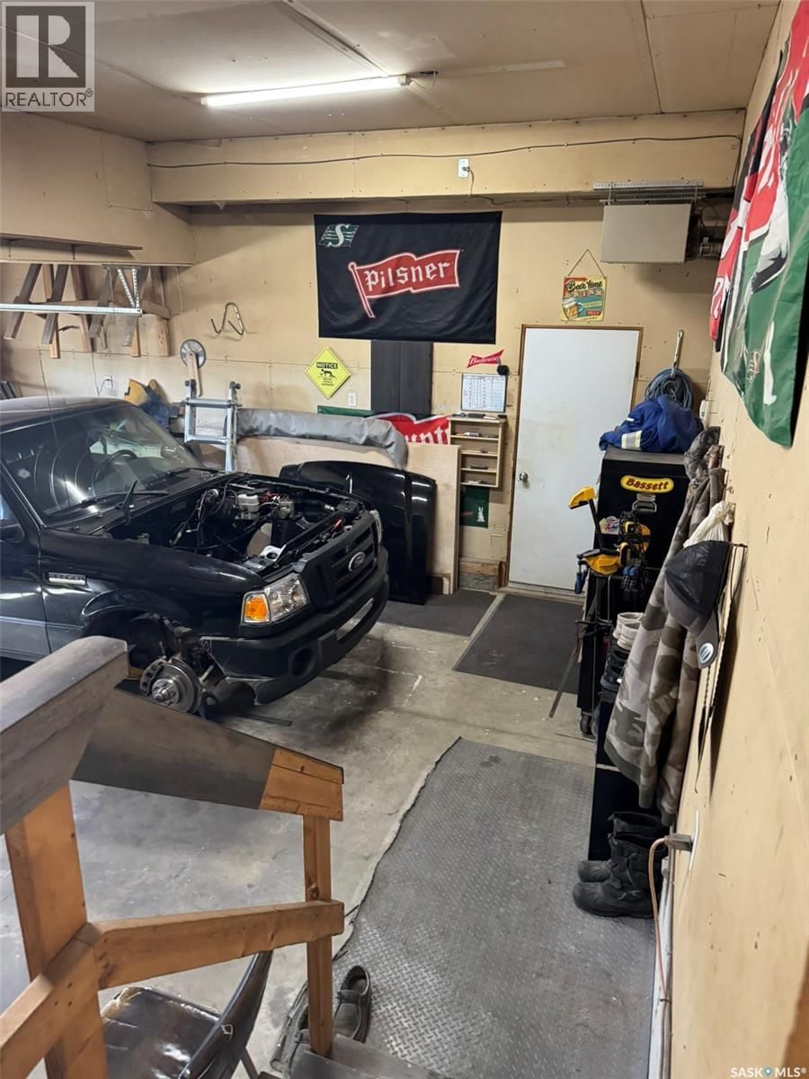 1160 TAISEY CRESCENT Image 48