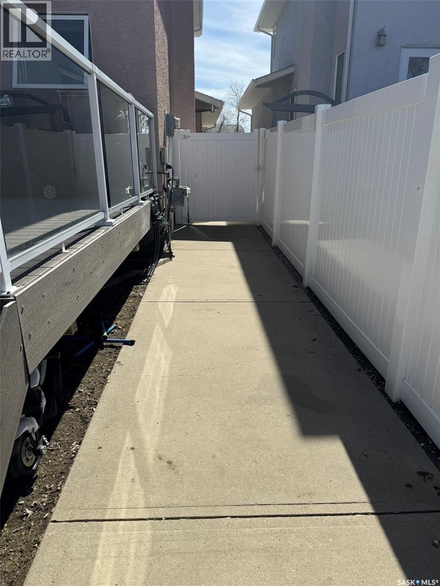 1160 TAISEY CRESCENT Image 57