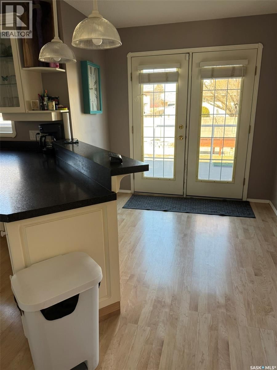 1160 TAISEY CRESCENT Image 8