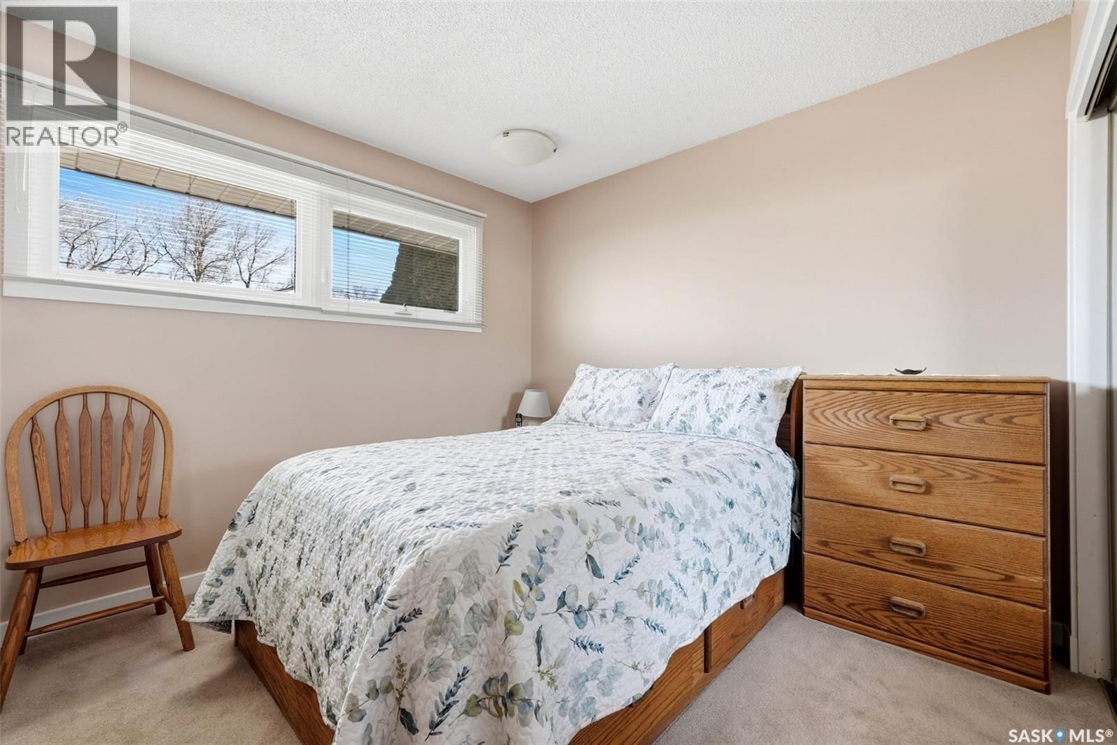 4027 ELPHINSTONE STREET Image 11