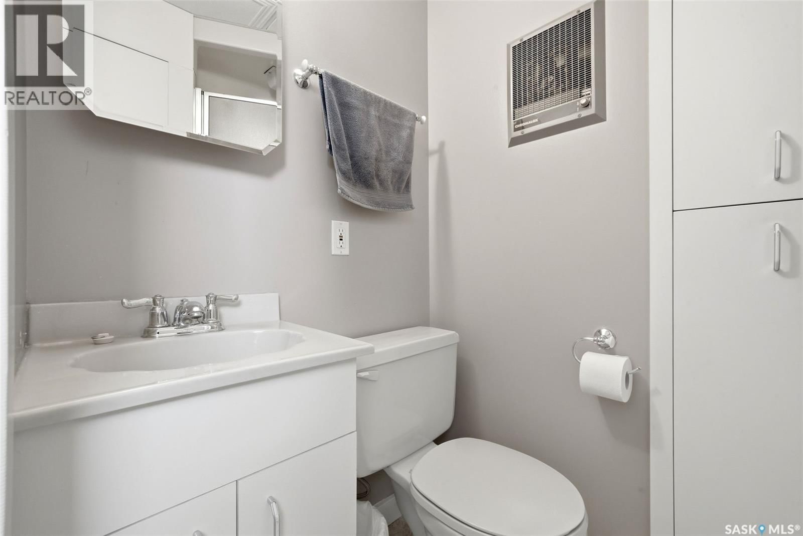 4027 ELPHINSTONE STREET Image 13