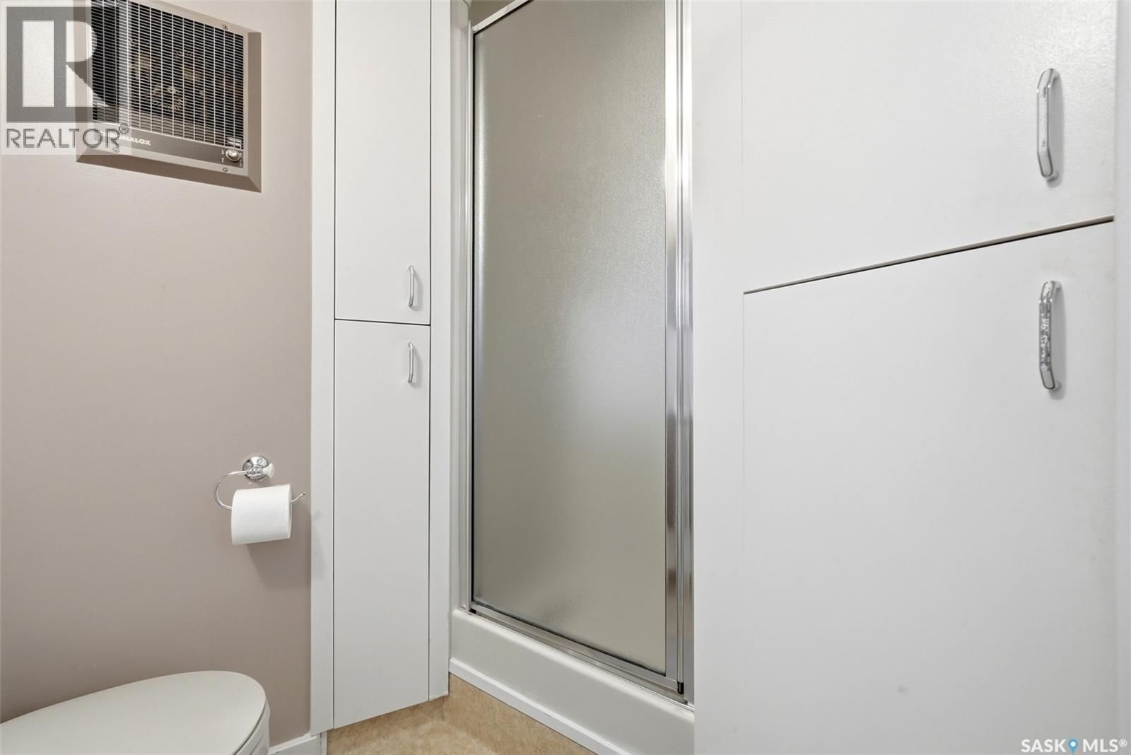 4027 ELPHINSTONE STREET Image 14