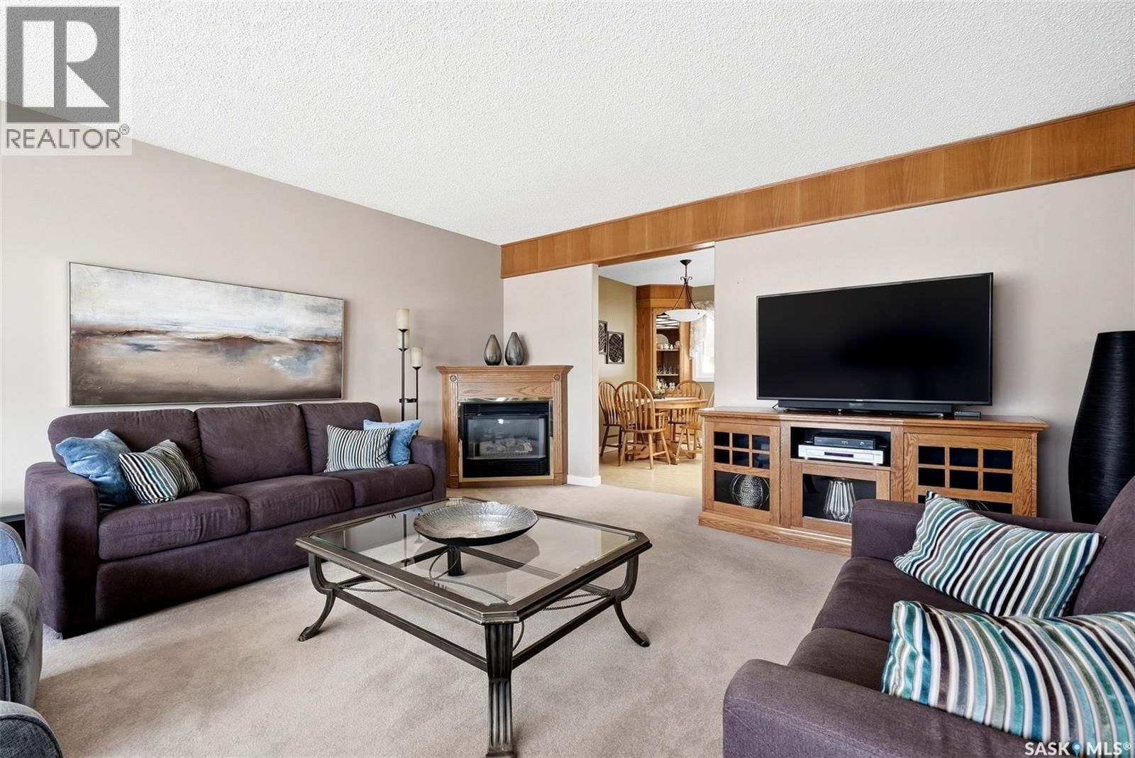 4027 ELPHINSTONE STREET Image 4